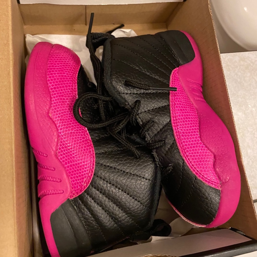 Kids shoes